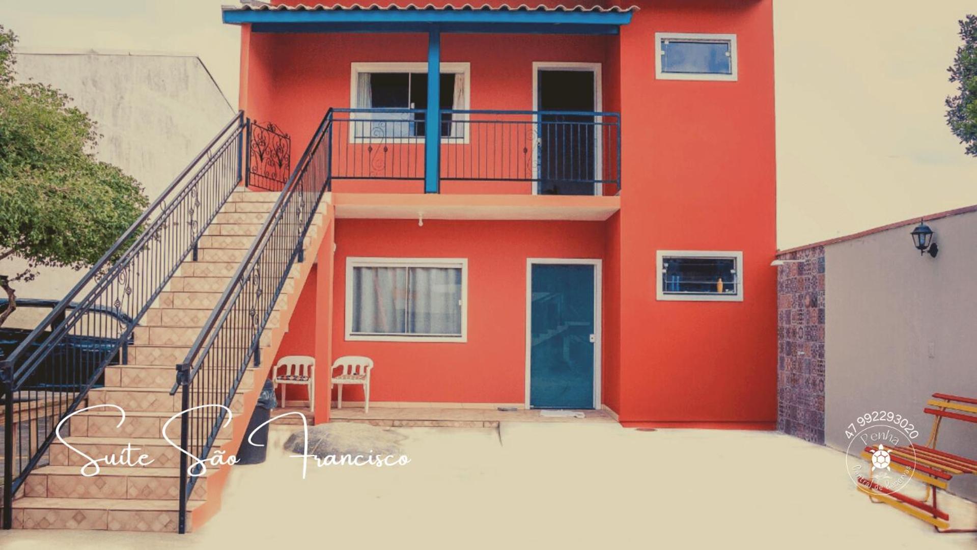 Apartamento confortável e amplo, próximo ao Parque Beto Carrero e praia de Armação Penha  Esterno foto